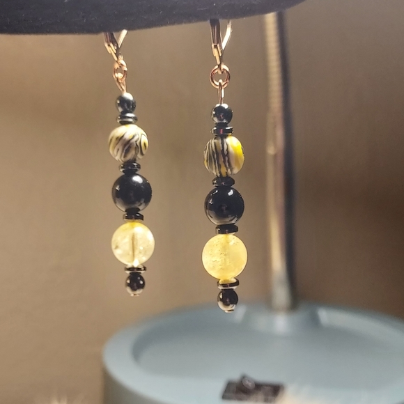 Handmade crystal earrings - Picture 4 of 4